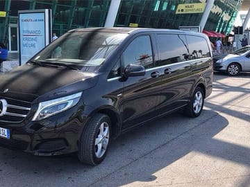 Luxury Minivan Mercedes Benz Viano 8 seater