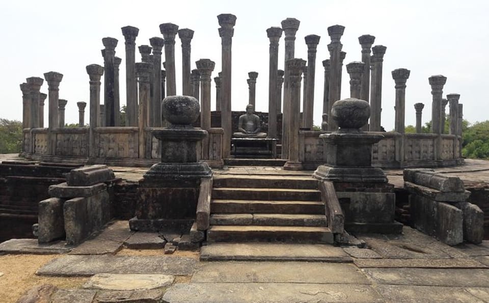 Day Tour of Polonnaruwa Ancient City from Anuradhapura