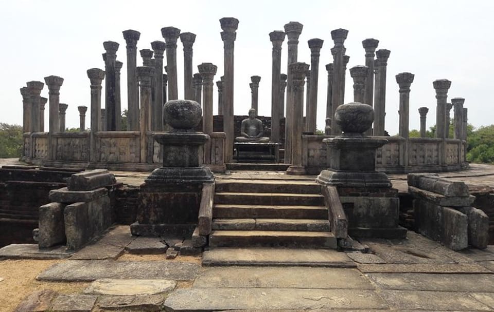 Day Tour of Polonnaruwa Ancient City from Anuradhapura