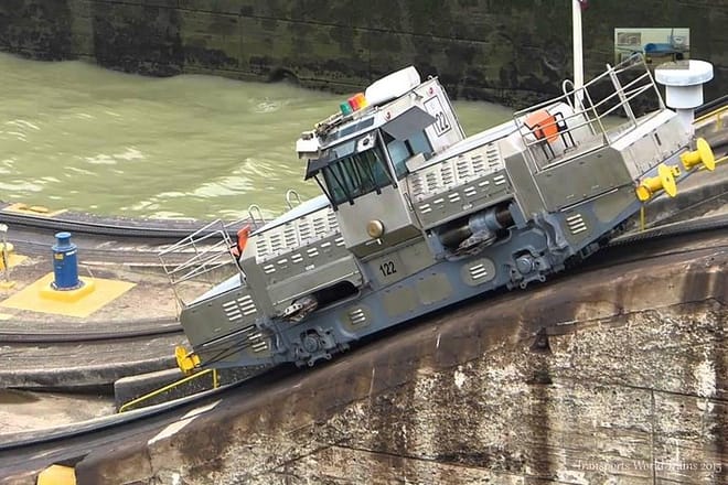 Casco Antiguo walking tour and the  Panama canal