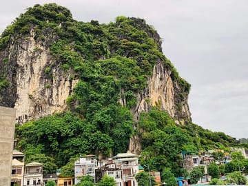 Cultural and Scenic Tour of Hạ Long Bay from Ha Long Port