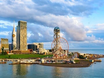 4 Full days in Georgia with private tour, free aiport