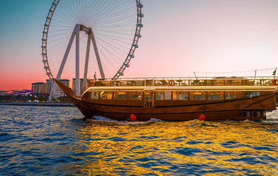 Private Dubai City Tour and Sunset Dinner Cruise Experience
