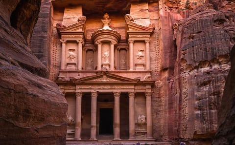 Private Luxury Tour of Petra and the Dead Sea from Amman