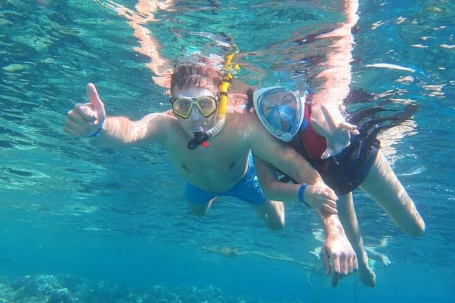 Private Speed Boat to DOLPHINS House &amp; Water activities -HURGHADA