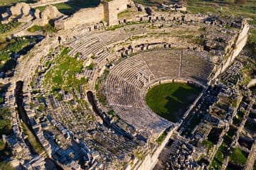 Guided Day Tour of Priene, Miletus, and Didyma from Izmir