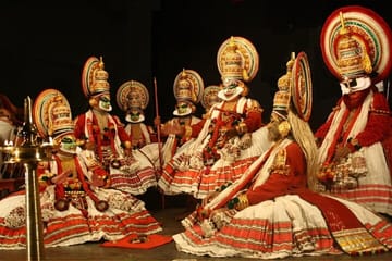 Kerala Backwater and Beach Tour in Alappuzha and Fort Kochi