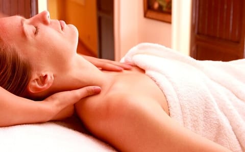 Traditional Hammam Experience in Marrakech with Pickup