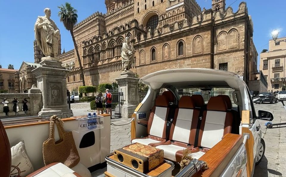 Historical Center and Catacombs Tour in Palermo