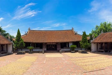 Duong Lam Ancient Village Day Tour