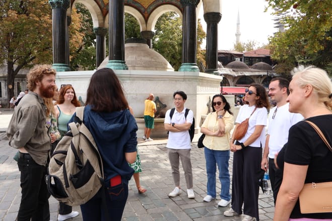 Blue Mosque, Sultanahmet Old Town & Hippodrome Guided Tour 6