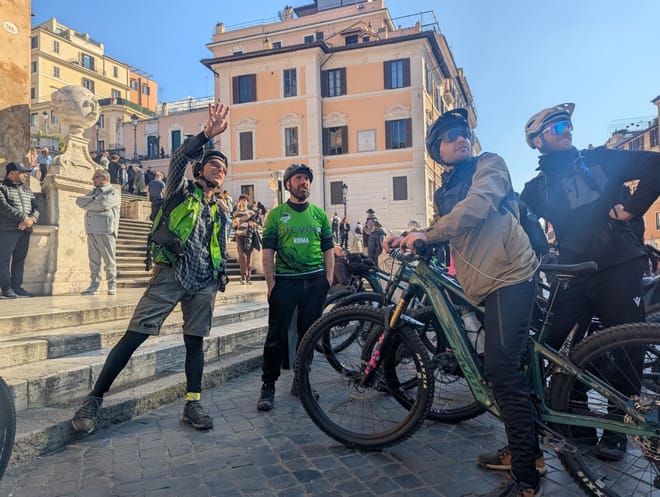 Rome E-Bike Highlights Tour & Tasting in Secret Cave photo 2