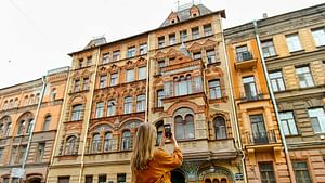 Saint Petersburg: Instagram Walking Tour with Audio Guide