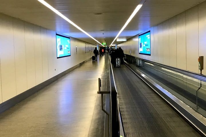 Gatwick Airport Private Transfers to/from London (Postcode SW5 to SW11) 5