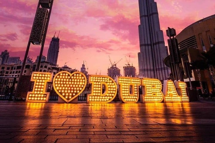 Dubai Twilight City Tour with Burj Khalifa At The Top 124th Floor 9
