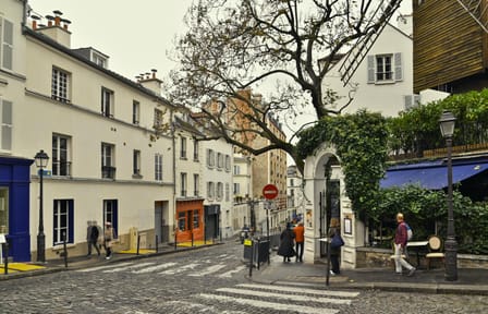 Montmartre Photoshoot Experience in Paris for Lasting Memories