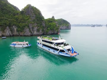 LA CASTA CRUISE - Halong Luxury 5 Star Cruise - Seasonal Jacuzzi