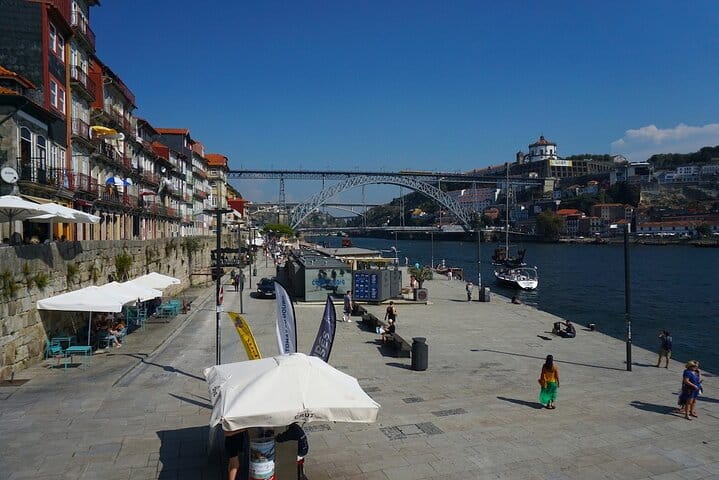 PORTO: Private Walking Tour of the Historic Center c/Degustation