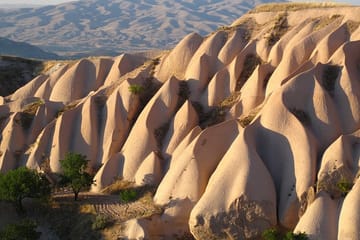 Cappadocia 1-Night Small-Group Tour with Hot Air Balloon