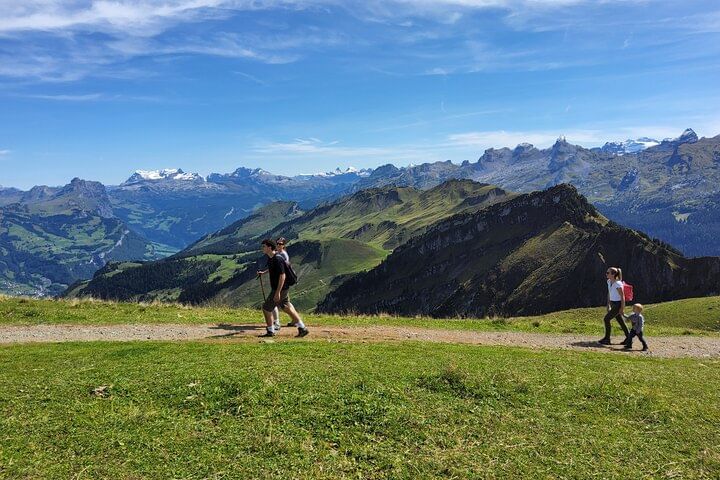 4 Days Swiss Alps Tour Zermatt, Jungfrau Region and Hidden Gems