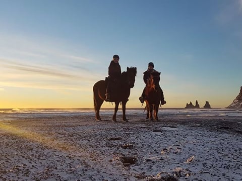 South Coast Odyssey: Waterfalls, Glaciers & Horse Riding, photo 11