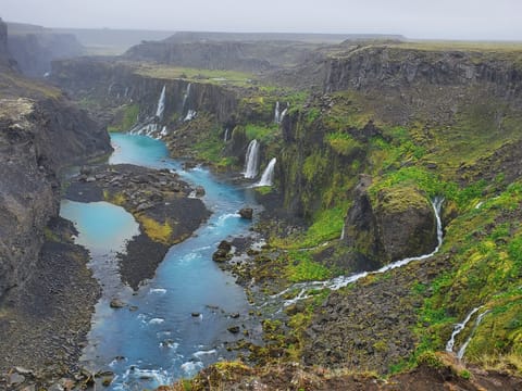 We top here everyday at Sigolduglufur (Valley of Tears ) on our way back from Landmannalaugar
