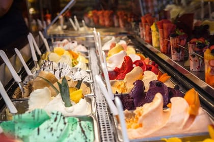 Florence Food Walking Tour with Tastings and Wine