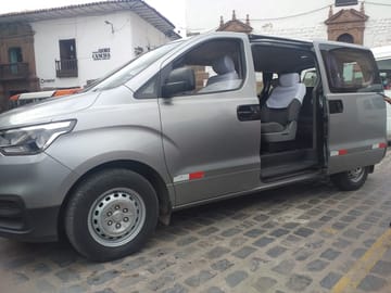 Private Transfer Between Cusco and Poroy Train Station
