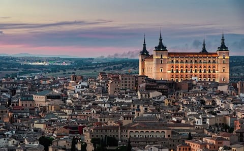 Private Walking Tour of Toledo's Historic Landmarks