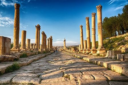 Private Tour to Jerash & Ajloun: Explore Ancient Roman & Islamic Heritage