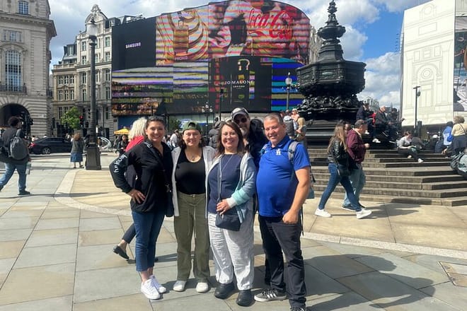 Westminster Highlights Black Cab Tour with Hotel Pick Up 