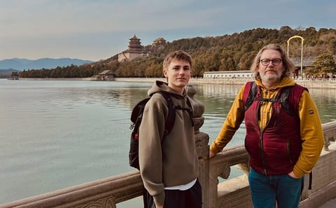Private Day Tour of Lakeside Great Wall and Summer Palace in Beijing
