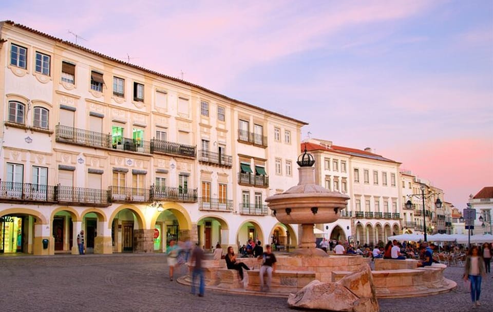 Private Walking Tour of Évora's Cultural Heritage
