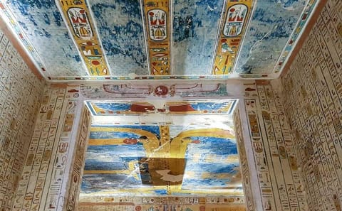 Private Day Tour to Luxor from Cairo with Flights and Lunch