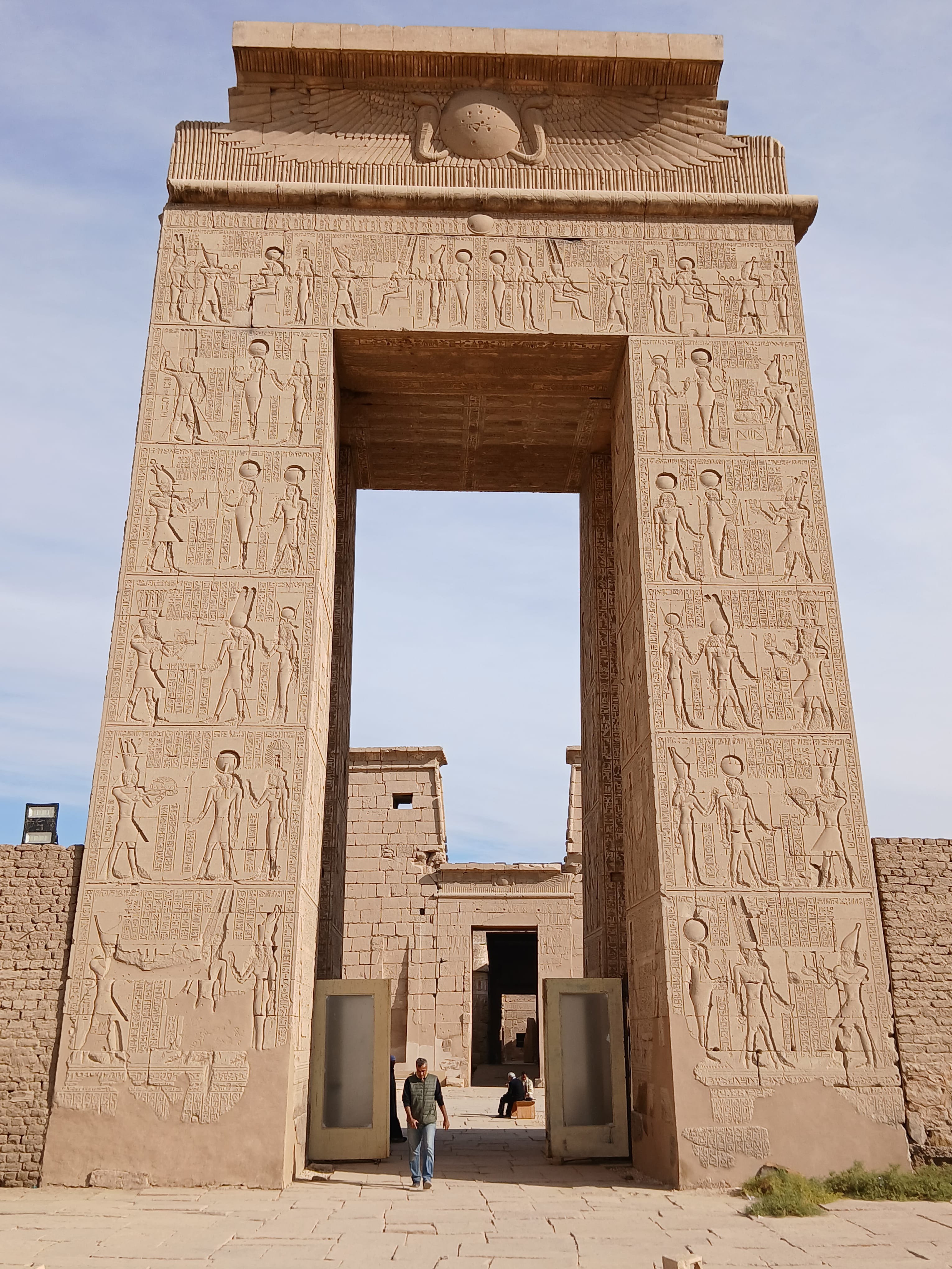  karnak  temple Ancient Egyptian temple with well-preserved hieroglyphs in Luxor.