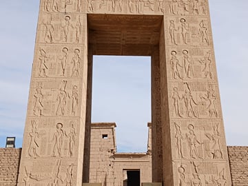 Walk through the main get in to thousands  of years of Egyptian history