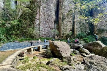 Hike the Han Fei River Ancient Path from Shanghai