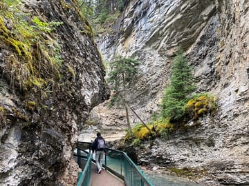 Johnston Canyon and Marble Canyon Icewalk from Calgary