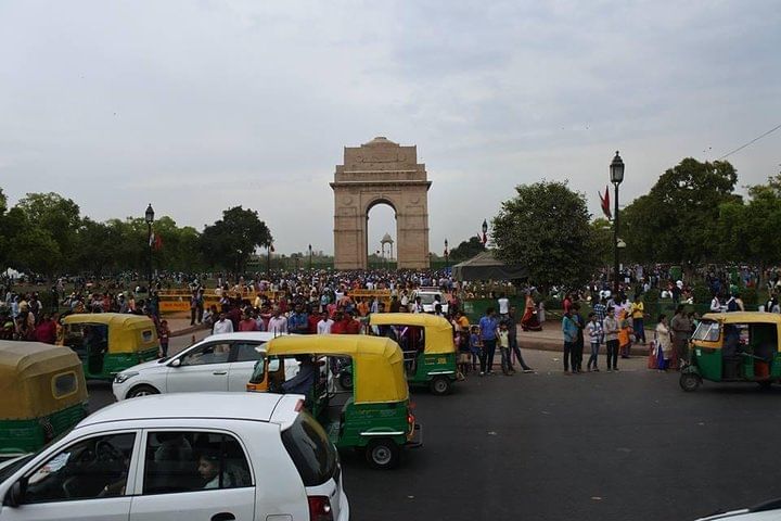 Evening view of India Gate
