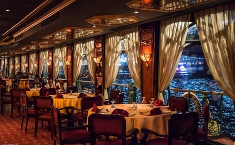 Nile Dinner Cruise in Cairo with Buffet and Live Entertainment
