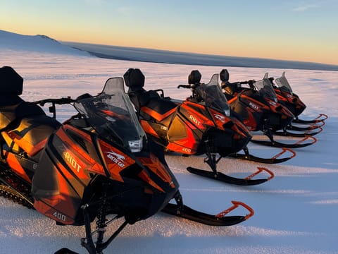 Snowmobile on Langjökull Glacier - With Pickup, photo 5