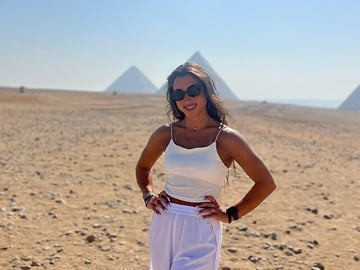 Giza Sound and Light Show with Dinner at Restaurant