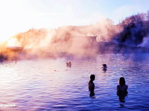 Golden Circle, Secret Lagoon & Northern Lights Tour