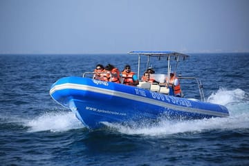 90-Minute Speed Boat Tour of Dubai's Iconic Landmarks