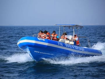 90-Minute Speed Boat Tour of Dubai's Iconic Landmarks
