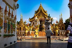 Chiang Rai Private Walking Tour with Professional Guide