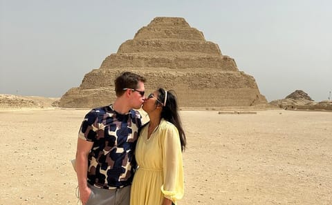 Private Tour of Giza Pyramids and Sakkara in Cairo