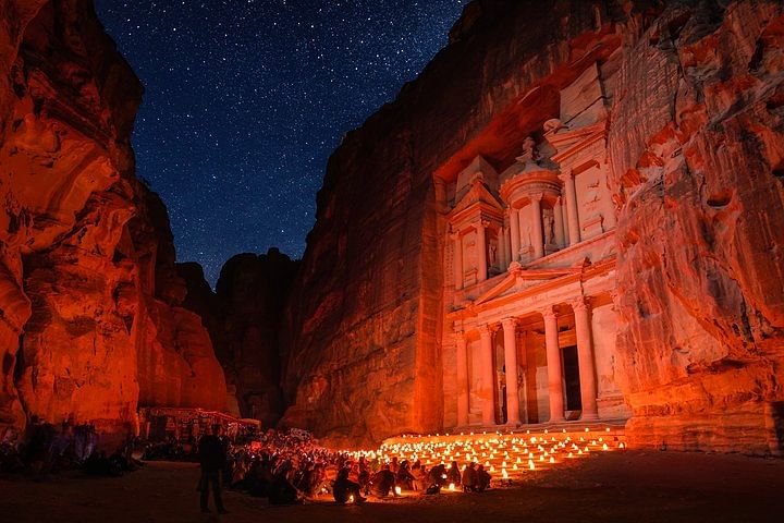 Exclusive Jordan Tour: Explore Amman, Petra, Wadi Rum & Dead Sea