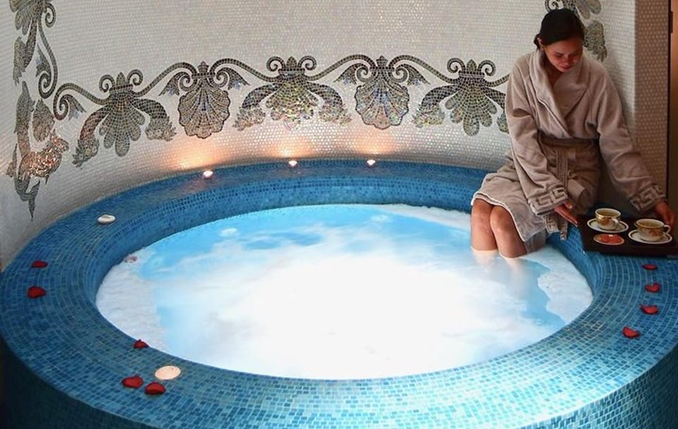 Versace Elite Indulgence The Ultimate Spa Journey