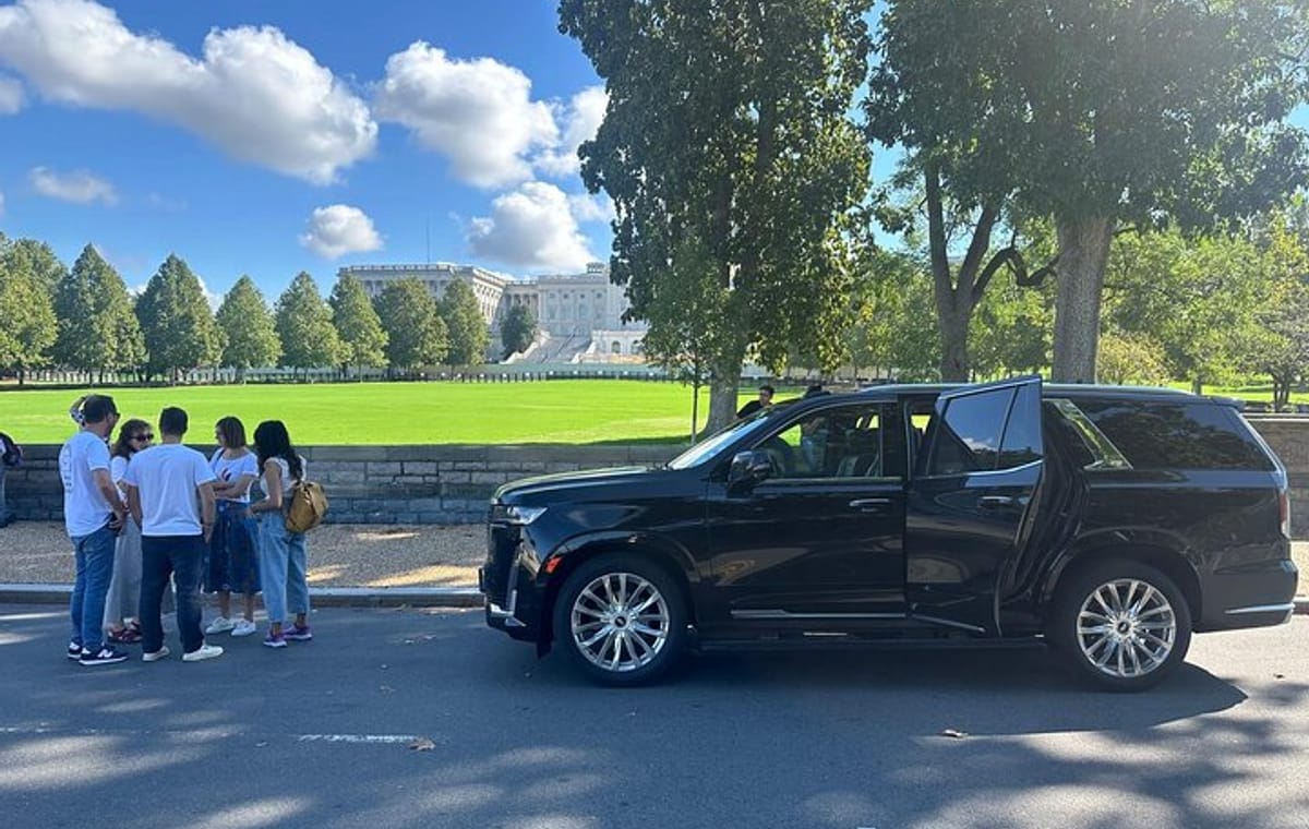 Private SUV City Tour of Washington, D.C. Self Guided